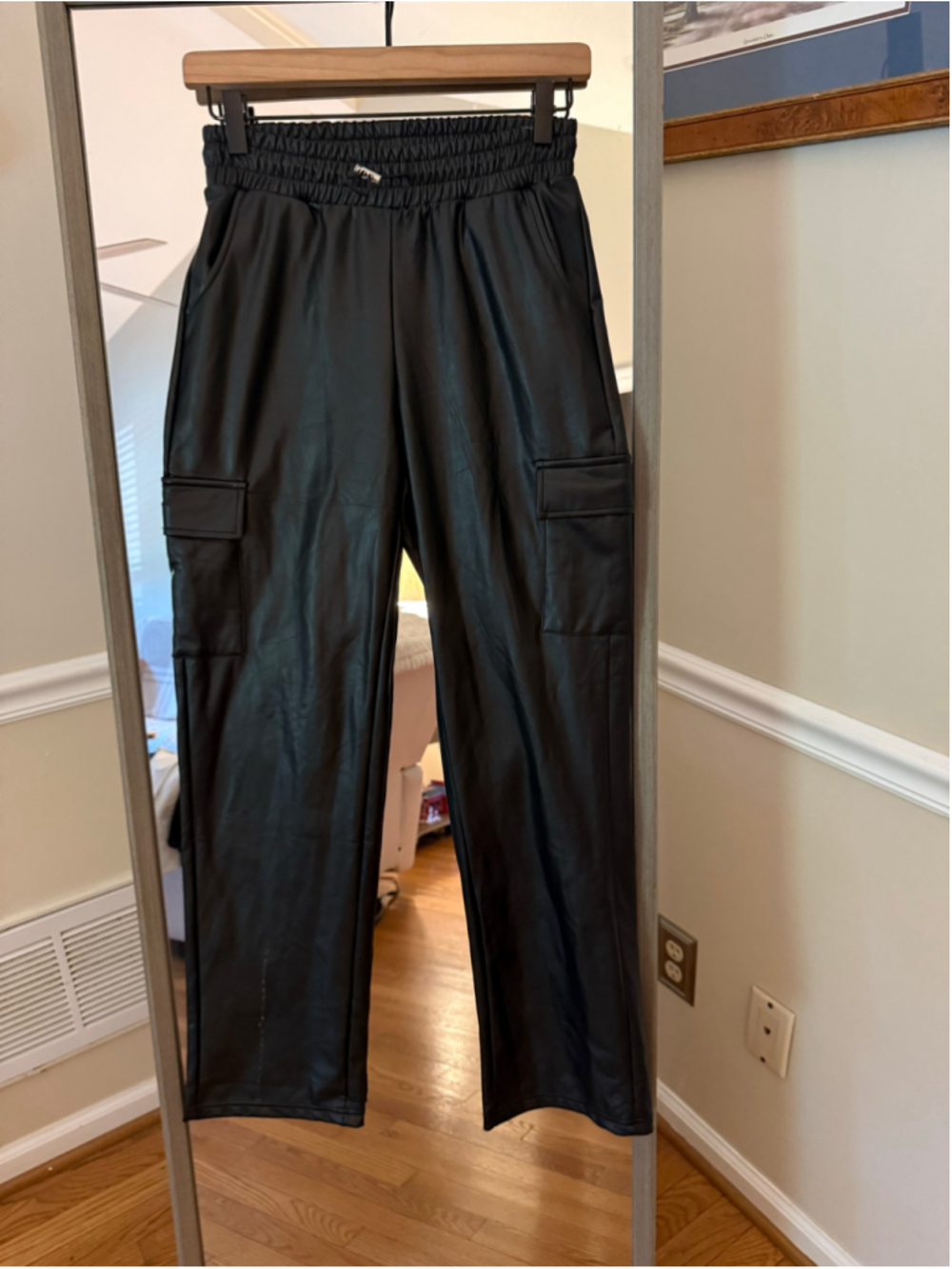 Women's O to S Black Faux Leather Cargo Pants Size S